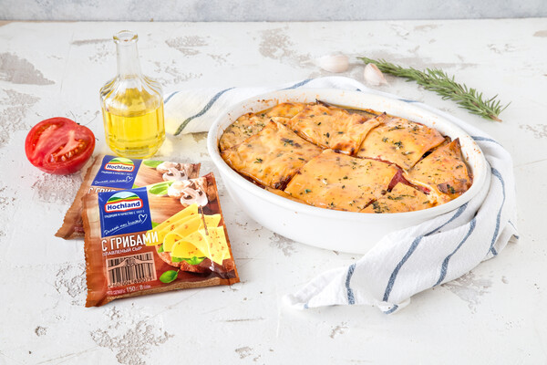Баклажаны, запеченные с сыром и помидорами 